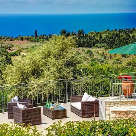 Sleeps 4 Pool Air Con Wifi Willa *
