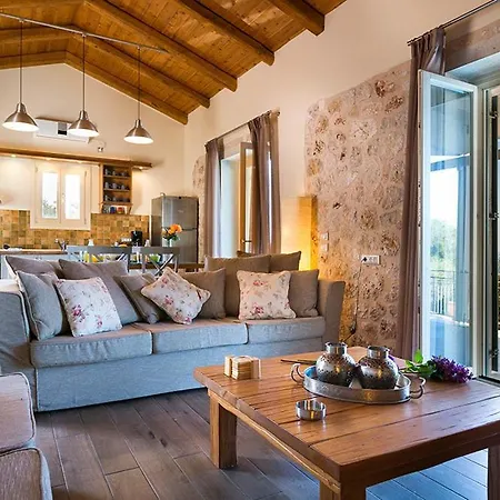 Sleeps 4 Pool Air Con Wifi * Mánganos