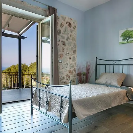 Sleeps 4 Pool Air Con Wifi فيلة Mánganos
